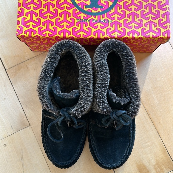 Tory Burch Nathan Shearling Moccasin booties size 7 - Picture 6 of 8